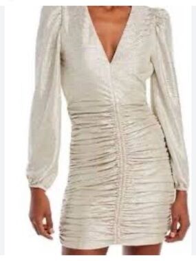 Spring & Mercer Metallic Silver Long Sleeve Sheath Cocktail Party Dress